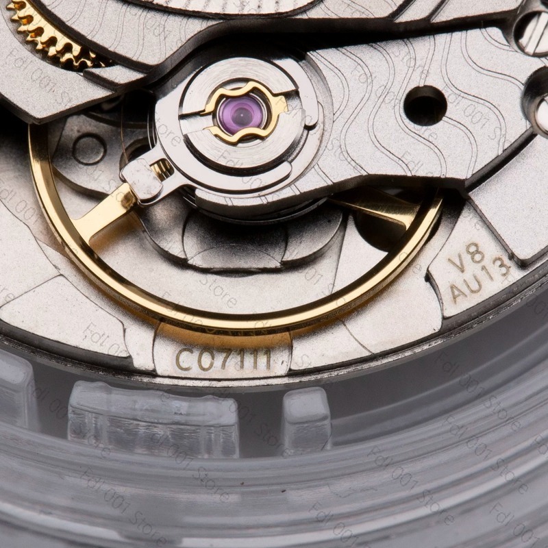 Watch V8 - Nouveau mouvement ETA C07.111, certification V8,